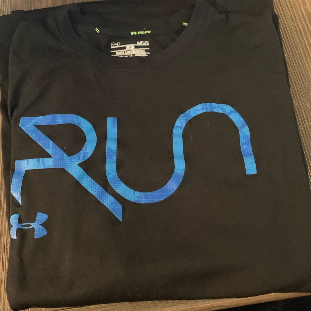 Under Armour Run dri-fit tee